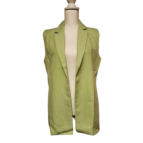 Love Bonito Althaea Belted Tailored Vest - Picture 5 of 8